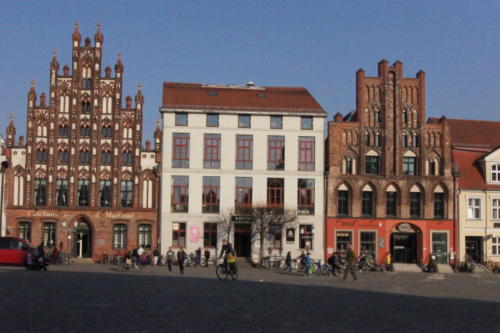 Plaza del mercado de la Ciudad Hanseatica de Greifswald