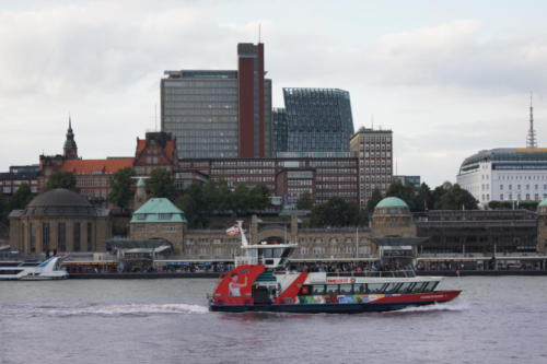 Ponte de Atraque - Landungsbrücken - Hamburgo